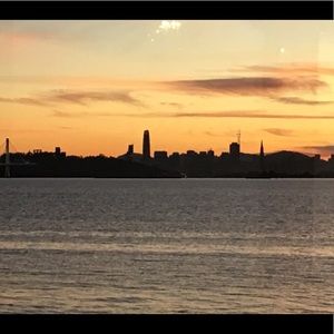 Meet your Posher, Adel